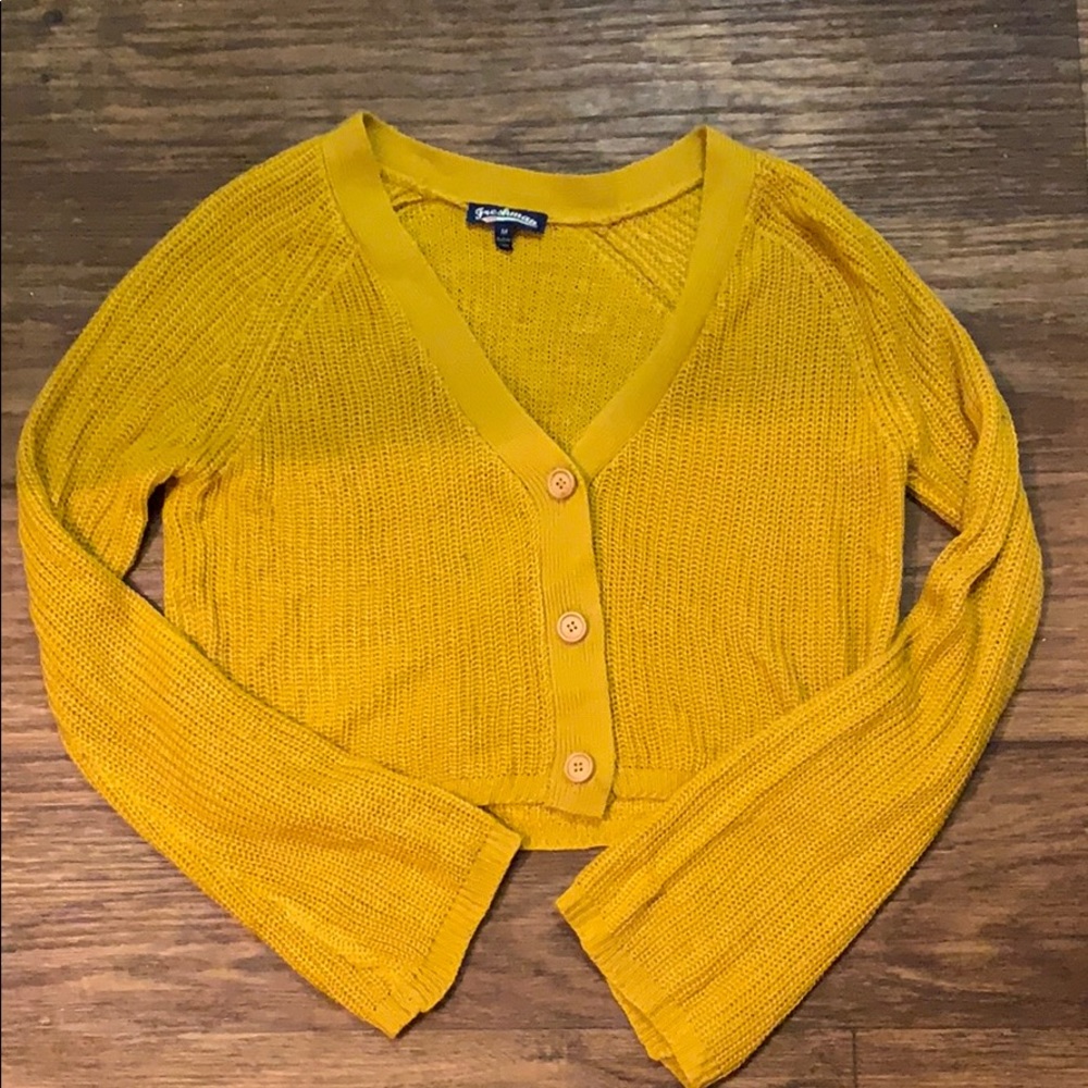 Crop knit sweater